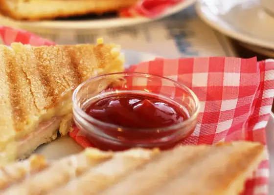Ketchup - ¿Dulce o salado? Descubre su sabor real y uso en cocina