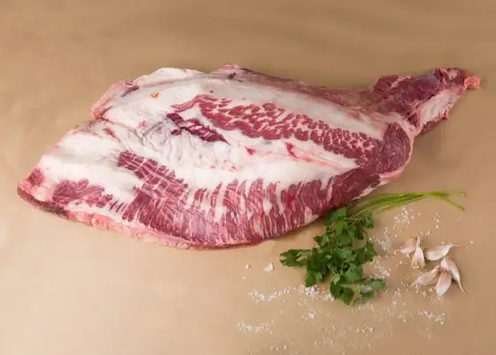 Pastrami: qué es, ingredientes y cómo disfrutarlo